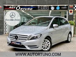 Gris / plata Usado 2012 Mercedes B180 Monovolumen | 13.995 € (Precio justo)