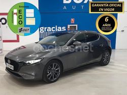 Gris / plata Usado 2023 Mazda 3 Exclusive-Line Berlina | 25.700 € (Un poco caro)