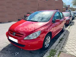 Rojo Usado 2004 Peugeot 307 Berlina | 4000 € (Caro)