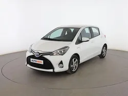 Blanco Usado 2016 Toyota Yaris Hybrid Active Utilitario | 12.799 €