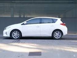 Blanco Usado 2012 Toyota Auris Active Berlina | 8200 € (Precio justo)