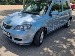Azul Usado 2006 Mazda 2 Active Berlina | 4500 €