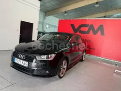 Negro Usado 2017 Audi A1 Sportback Attraction Utilitario | 9990 € (Super precio)