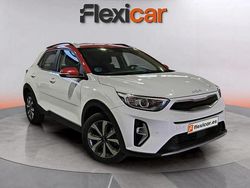 Blanco Usado 2021 Kia Stonic 2 SUV | 16.790 € (Precio justo)