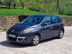 Gris / plata Usado 2010 Renault Scénic III Dynamique Monovolumen | 3100 €