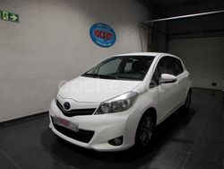 Blanco Usado 2014 Toyota Yaris Active Berlina | 8500 € (Precio justo)