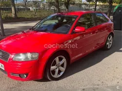 Rojo Usado 2004 Audi A3 Attraction Berlina | 3795 € (Precio justo)