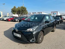 Negro Usado 2020 Toyota Yaris Active Berlina | 13.995 € (Precio justo)