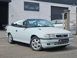 Blanco Usado 1997 Opel Astra Cabriolet Descapotable | 3899 €