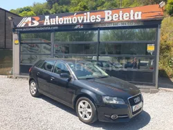 Negro Usado 2012 Audi A3 Sportback Ambiente Berlina | 10.900 € (Caro)