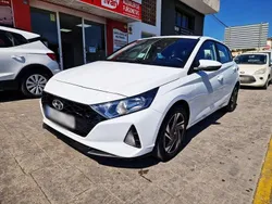 Blanco Usado 2021 Hyundai i20 Utilitario | 15.900 € (Un poco caro)