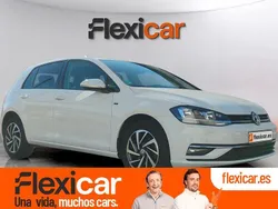 Blanco Usado 2018 VW Golf VII Advance Berlina | 17.490 € (Un poco caro)
