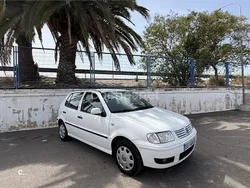 Blanco Usado 2000 VW Polo Trendline Berlina | 2080 € (Precio justo)