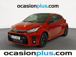 Rojo Usado 2023 Toyota Yaris Utilitario | 39.000 € (Un poco caro)