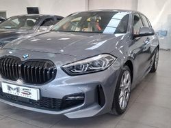 Gris / plata Usado 2024 BMW 118 Utilitario | 31.199 € (Un poco caro)