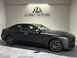 Negro Usado 2024 BMW 740 Comfort Edition Berlina | 99.900 € (Super precio)