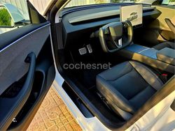 Eléctrico Usado 2025 Tesla Model 3 RWD Berlina | 34.900 € (Un poco caro)