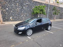 Negro Usado 2010 Opel Astra Cosmo Berlina | 4499 € (Buen precio)