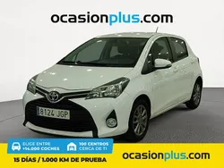 Blanco Usado 2015 Toyota Yaris Active Utilitario | 9800 € (Precio justo)
