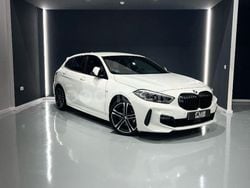 Blanco Usado 2024 BMW 118 Performance Utilitario | 29.200 € (Un poco caro)