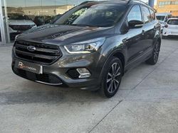 Gris Usado 2019 Ford Kuga ST-Line SUV | 16.500 € (Un poco caro)