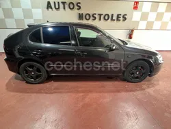 Negro Usado 2003 Seat Leon Sport Berlina | 2495 € (Precio justo)
