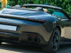 Gris Nuevo 2024 Ferrari Roma Coupe | 372.900 €