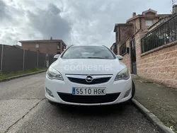 Blanco Usado 2011 Opel Astra Sport Familiar | 4200 € (Precio justo)