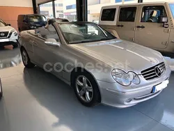 Gris / plata Usado 2005 Mercedes CLK320 Avantgarde Descapotable | 9900 € (Buen precio)