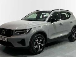Gris Usado 2023 Volvo XC40 Plus SUV | 37.900 € (Precio justo)