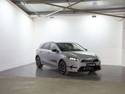 Gris Usado 2023 Kia Ceed GT GT-Line Utilitario | 20.991 € (Precio justo)