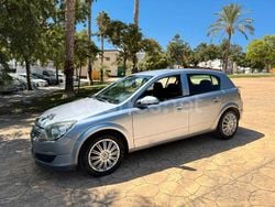 Azul Usado 2005 Opel Astra Cosmo Berlina | 2990 € (Precio justo)