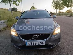 Gris / plata Usado 2016 Volvo V40 Kinetic Familiar | 9750 € (Super precio)