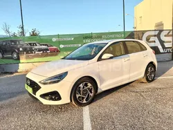 Blanco Usado 2024 Hyundai i30 Berlina | 19.999 € (Precio justo)