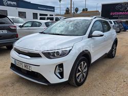 Blanco Usado 2022 Kia Stonic SUV | 17.900 € (Precio justo)