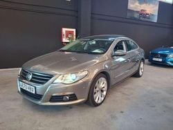 Usado 2011 VW Passat Highline Berlina | 15.900 €