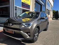 Beige Usado 2016 Toyota RAV4 Business Edition SUV | 15.999 € (Buen precio)