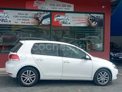 Blanco Usado 2011 VW Golf VI Advance Berlina | 7200 € (Precio justo)