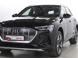 Negro Usado 2022 Audi e-tron S-line plus SUV | 65.400 €