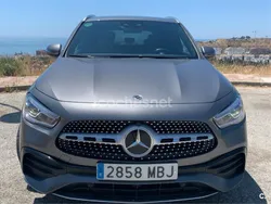 Gris / plata Usado 2022 Mercedes GLA200 SUV | 38.500 € (Precio justo)