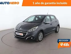 Gris Usado 2016 Peugeot 208 Allure Utilitario | 10.599 € (Precio justo)