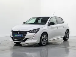 Blanco Usado 2023 Peugeot 208 Allure Utilitario | 14.990 € (Precio justo)
