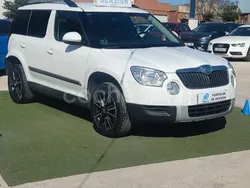 Blanco Usado 2013 Skoda Yeti Active SUV | 7999 € (Buen precio)
