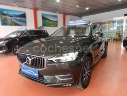 Verde Usado 2019 Volvo XC60 Inscription SUV | 37.999 €