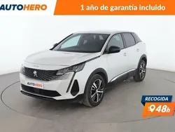 Blanco Usado 2023 Peugeot 3008 Allure SUV | 20.999 € (Precio justo)