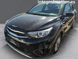 Usado 2023 Kia Stonic SUV | 15.900 € (Precio justo)