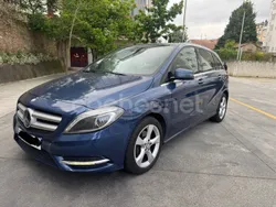 Negro Usado 2012 Mercedes B220 Monovolumen | 8900 €
