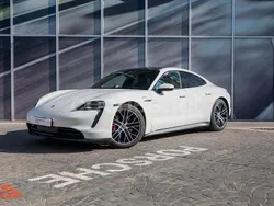 Eléctrico Usado 2022 Porsche Taycan 4S Berlina | 72.500 €
