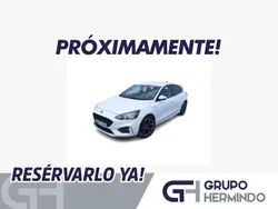 Blanco Usado 2022 Ford Focus ST-Line Berlina | 18.500 € (Precio justo)