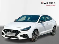 Blanco Nuevo 2025 Hyundai i30 N Line Berlina | 22.500 € (Precio justo)